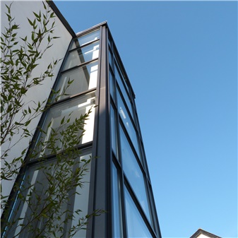 3 Cross Street, Bridgend Town